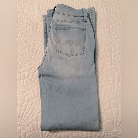 Idyllwind by Maranda Lambert -Flare Leg Jeans- Size 4 - Picture 3 of 7